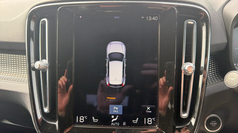 Volvo Xc40 1.5 T5 Recharge PHEV R DESIGN Pro 5dr Auto Estate